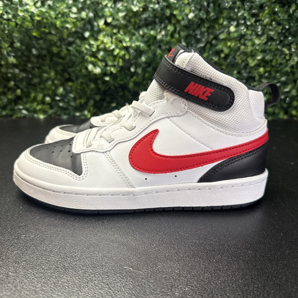 Nike Kids Court Borough Mid 2 sneakers Size 3Y Youth
